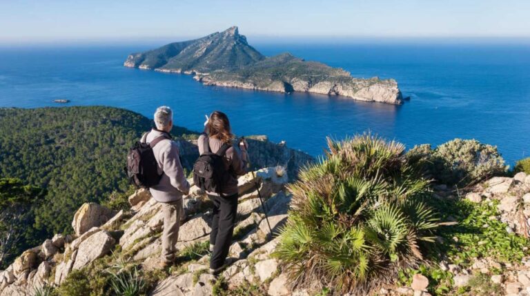Descubre las maravillas de las Islas Baleares con 012 Baleares