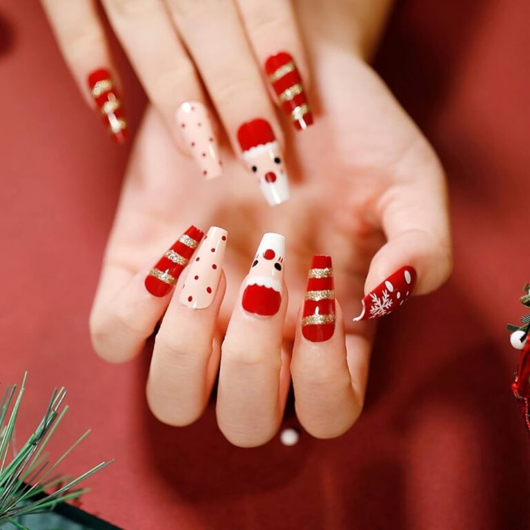 Consigue unas uñas brillantes y festivas para Navidad